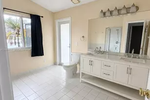 360 NW 107th Ave, Plantation, FL 33324 - Photo 18