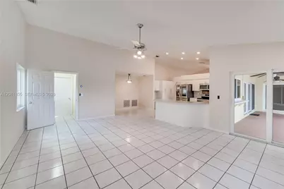 360 NW 107th Ave #360, Plantation, FL 33324 - Photo 14