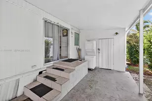 2430 SW 53rd St, Dania Beach, FL 33312 - Photo 32