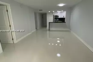 10000 NW 80th Ct, Hialeah Gardens, FL 33016 - Photo 2