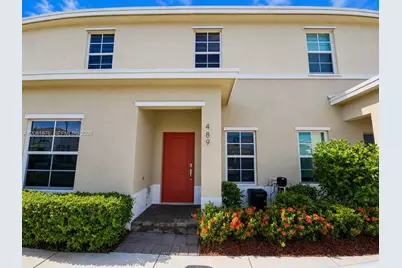 489 NE 4th St, Florida City, FL 33034 - Photo 2
