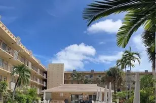 2145 Pierce St, Hollywood, FL 33020 - Photo 2