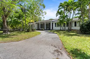 14645 SW 83rd Ave, Palmetto Bay, FL 33158 - Photo 2