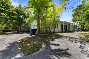 14645 SW 83rd Ave, Palmetto Bay, FL 33158 - Photo 4