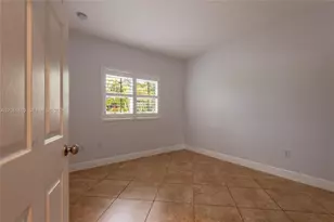 20425 SW 319th St, Homestead, FL 33030 - Photo 8