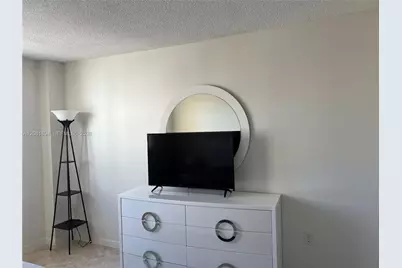 1833 S Ocean Dr #812, Hallandale Beach, FL 33009 - Photo 24