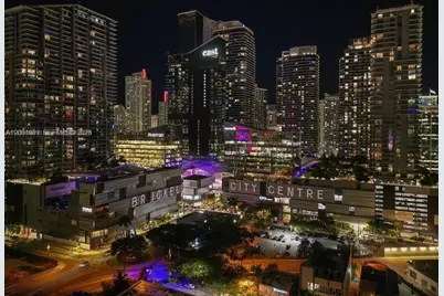 92 SW 3rd St #901, Miami, FL 33130 - Photo 12