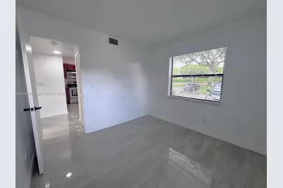 10325 NW 11th St #101, Pembroke Pines, FL 33026 - Photo 26