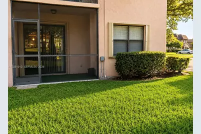 10325 NW 11th St #101, Pembroke Pines, FL 33026 - Photo 2