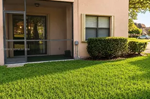 10325 NW 11th St, Pembroke Pines, FL 33026 - Photo 2
