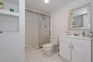 4000 N Hills Dr, Hollywood, FL 33021 - Photo 22