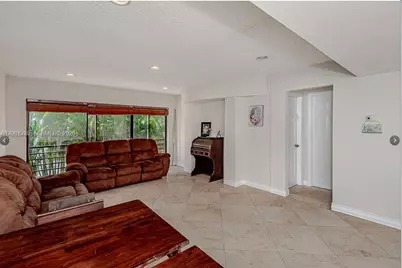 4000 N Hills Dr #29, Hollywood, FL 33021 - Photo 2