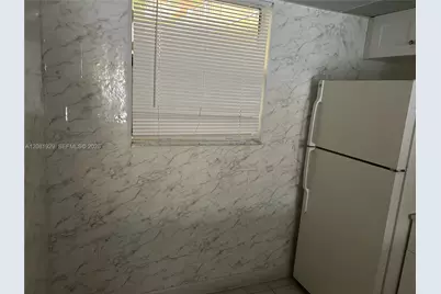 18111 NW 68th Ave #F106, Hialeah, FL 33015 - Photo 12
