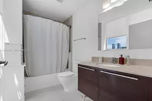 1900 N Bayshore Dr, Miami, FL 33132 - Photo 20