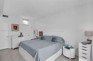 1900 N Bayshore Dr, Miami, FL 33132 - Photo 18