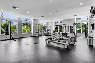 1900 N Bayshore Dr, Miami, FL 33132 - Photo 36