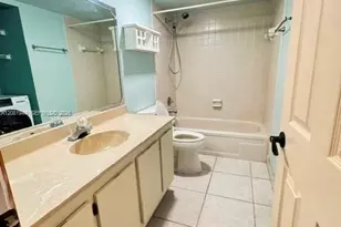 1840 Bayberry Dr, Pembroke Pines, FL 33024 - Photo 8