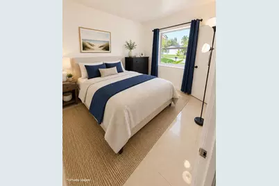 204 SW 7th Ave, Hallandale Beach, FL 33009 - Photo 8