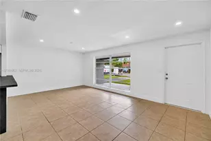 7490 NW 23rd St, Sunrise, FL 33313 - Photo 8
