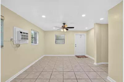2825 NW 3rd St, Pompano Beach, FL 33069 - Photo 10