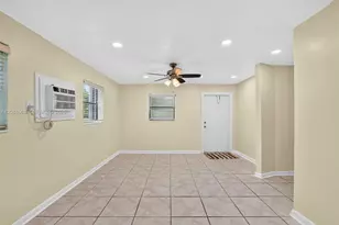 2825 NW 3rd St, Pompano Beach, FL 33069 - Photo 10