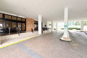 3725 S Ocean Dr, Hollywood, FL 33019 - Photo 2