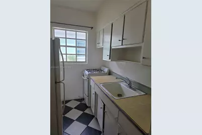 635 8th St #202, Miami Beach, FL 33139 - Photo 6
