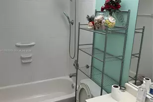 3001 NW 48th Ave, Lauderdale Lakes, FL 33313 - Photo 22