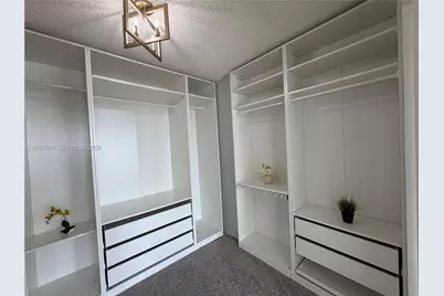 1000 Parkview Dr #531, Hallandale Beach, FL 33009 - Photo 22