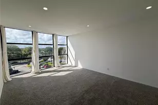 1000 Parkview Dr, Hallandale Beach, FL 33009 - Photo 20