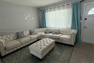52 45th, Saint Petersburg, FL 33706 - Photo 4
