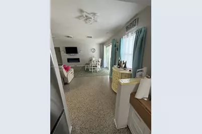 52 45th, Saint Petersburg, FL 33706 - Photo 8