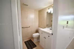 1650 SW 124th Terrace, Pembroke Pines, FL 33027 - Photo 14