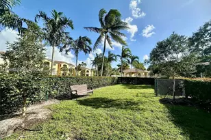 2620 S University Dr, Davie, FL 33328 - Photo 14