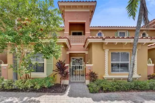 953 SW 143rd Ave, Pembroke Pines, FL 33027 - Photo 1