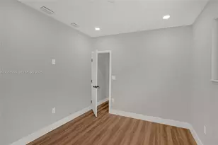 555 NW 124th St, North Miami, FL 33168 - Photo 24