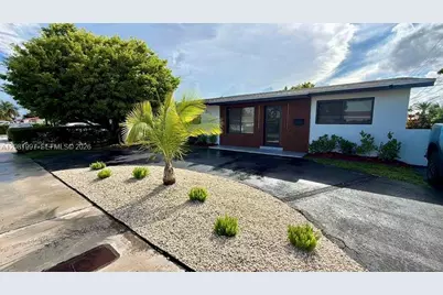 3210 SW 94th Ct, Miami, FL 33165 - Photo 2