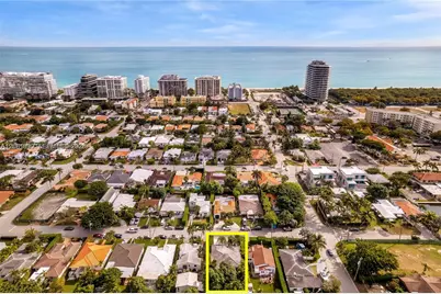 8818 Carlyle Ave, Surfside, FL 33154 - Photo 38