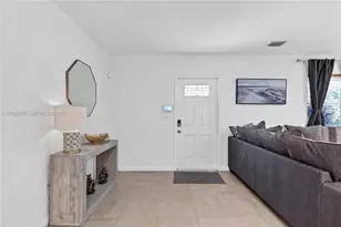 1430 NE 11th St, Homestead, FL 33033 - Photo 8