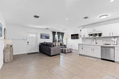 1430 NE 11th St #1430, Homestead, FL 33033 - Photo 12