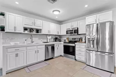 1430 NE 11th St #1430, Homestead, FL 33033 - Photo 14