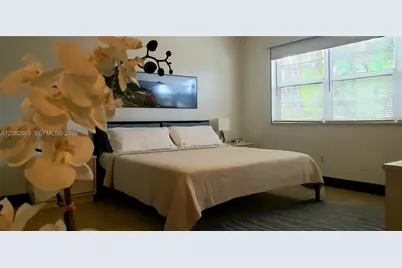 1800 Meridian Ave #7, Miami Beach, FL 33139 - Photo 12