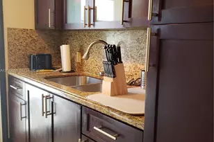 1800 Meridian Ave, Miami Beach, FL 33139 - Photo 8