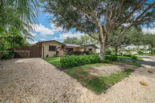 1718 NE 58th St, Fort Lauderdale, FL 33334 - Photo 4