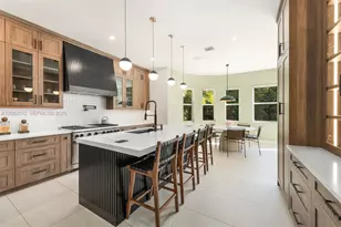 2181 N Bay Rd, Miami Beach, FL 33140 - Photo 4