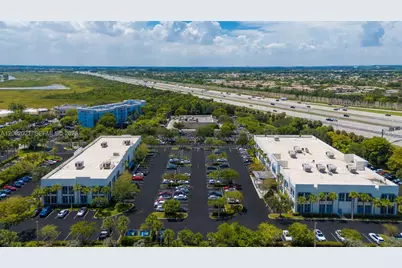 2010 NW 150th Ave #208, Pembroke Pines, FL 33028 - Photo 10