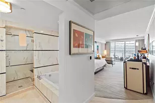 4391 Collins Ave, Miami Beach, FL 33140 - Photo 22
