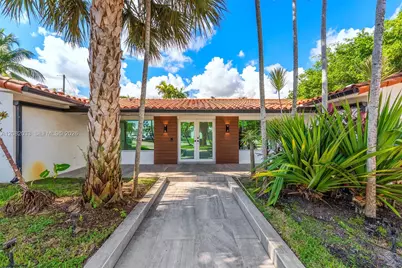 21000 NE 18th Ct, Miami, FL 33179 - Photo 2