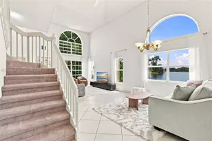 2873 Oak Park Cir, Davie, FL 33328 - Photo 10