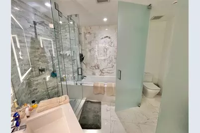 851 NE 1st Ave #2605, Miami, FL 33132 - Photo 2